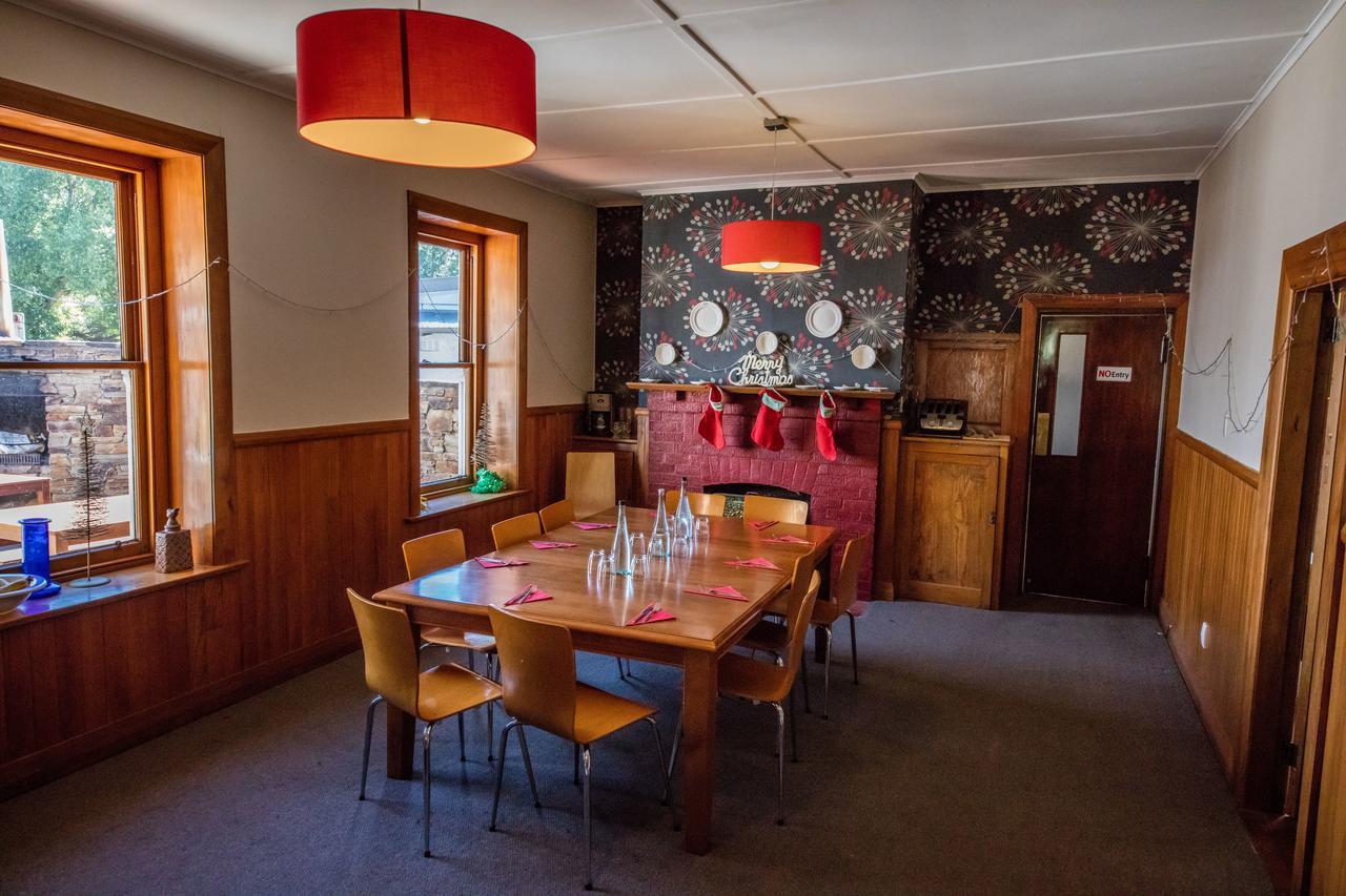 Waipiata Country Hotel ภายนอก รูปภาพ