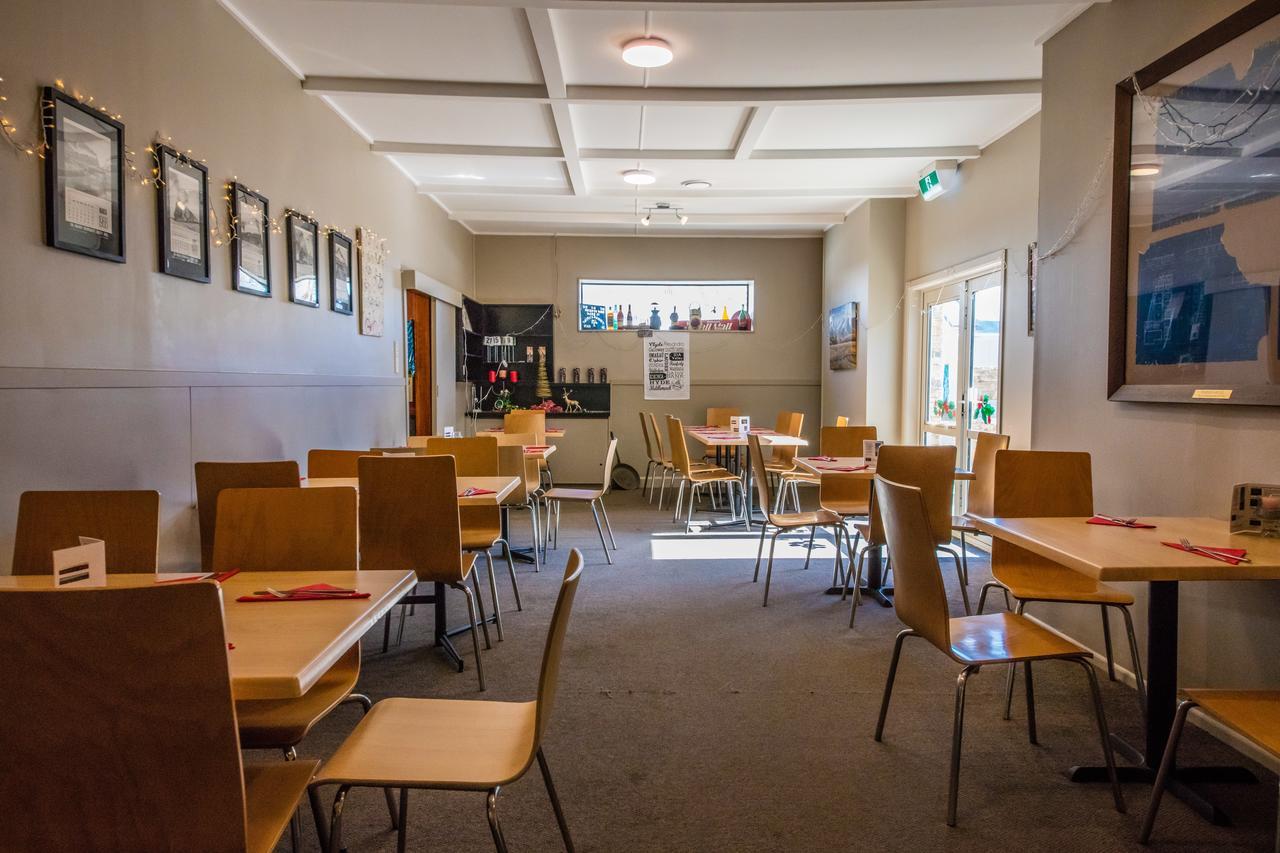 Waipiata Country Hotel ภายนอก รูปภาพ